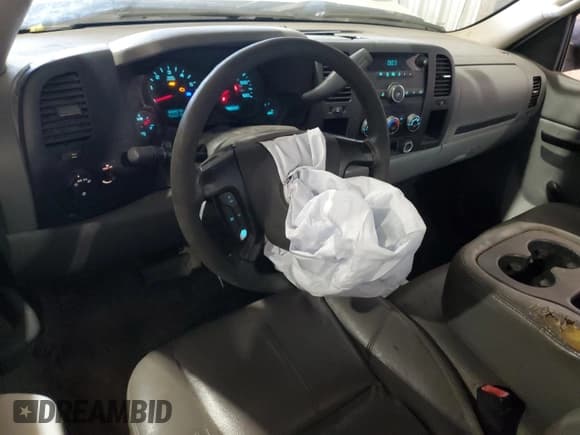 ✅ 2011 Chevrolet Silverado 1500 Work Truck • VIN: 1GCNCPEX0BZ267519 • Lot: 71654054. Listed on Copart with 211,127 mi. Free auction sales archive from the USA and detailed vehicle history report at DreamBid. Image 8.