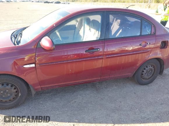 ✅ 2007 Hyundai Accent GLS • VIN: KMHCN46CX7U108664 • Лот: 41688243. Опубликован ранее на IAAI с пробегом 188 306 миль. Бесплатный доступ к архиву аукционных продаж из США и подробный отчёт об истории автомобиля на DreamBid. Изображение 6.