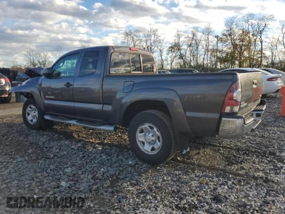 ✅ 2011 Toyota Tacoma • VIN: 5TFUX4EN7BX008034 • Lot: 92166105. Wystawiony na Copart z przebiegiem 76 965 mil. Bezpłatny archiwum sprzedaży aukcyjnych z USA i szczegółowy raport historii pojazdu na DreamBid. Zdjęcie 2.