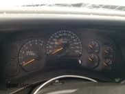 ✅ 2005 Chevrolet Silverado 1500 Work Truck • VIN: 1GCEC14X05Z140580 • Lot: 72363324. Wystawiony na Copart z przebiegiem Nie podano. Bezpłatny archiwum sprzedaży aukcyjnych z USA i szczegółowy raport historii pojazdu na DreamBid. Zdjęcie 9.