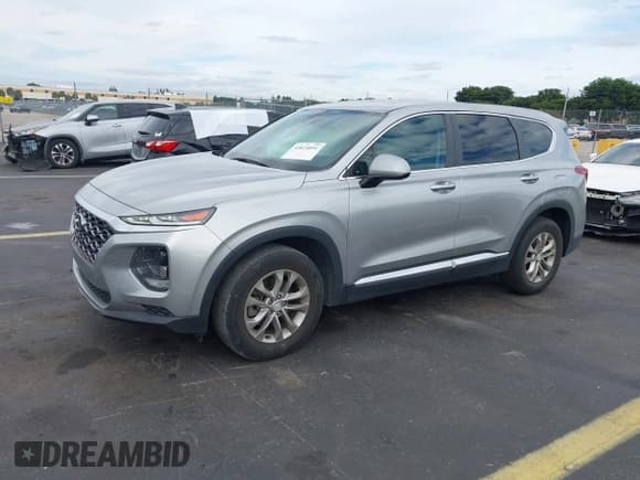 ✅ 2020 Hyundai Santa Fe SE • VIN: 5NMS23AD1LH245707 • Lot: 43624091. Wystawiony na IAAI z przebiegiem 35 722 mil. Bezpłatny archiwum sprzedaży aukcyjnych z USA i szczegółowy raport historii pojazdu na DreamBid. Zdjęcie 17.