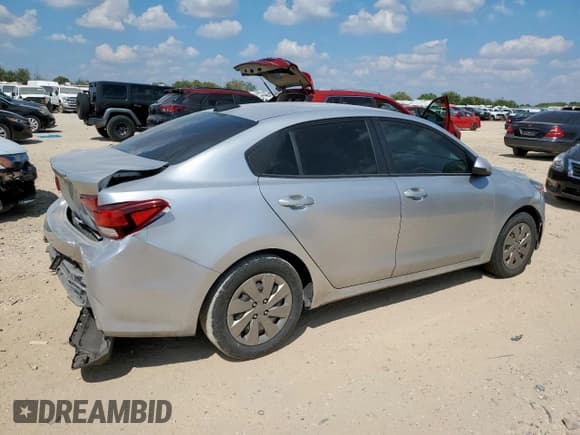 ✅ 2020 Kia Rio S • VIN: 3KPA24AD5LE322670 • Лот: 80902545. Опубликован ранее на Copart с пробегом 134 692 миль. Бесплатный доступ к архиву аукционных продаж из США и подробный отчёт об истории автомобиля на DreamBid. Изображение 3.