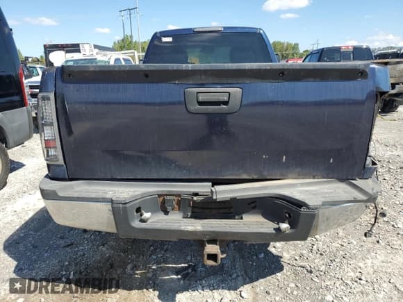✅ 2009 Chevrolet Silverado 2500HD • VIN: 1GCHK49689E110452 • Lot: 80455275. Wystawiony na Copart z przebiegiem 233 874 mil. Bezpłatny archiwum sprzedaży aukcyjnych z USA i szczegółowy raport historii pojazdu na DreamBid. Zdjęcie 6.
