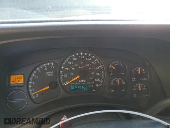 ✅ 2000 Chevrolet Silverado 1500 LS • VIN: 1GCEC19T2YZ139232 • Лот: 61893054. Опубликован ранее на Copart с пробегом 150 105 миль. Бесплатный доступ к архиву аукционных продаж из США и подробный отчёт об истории автомобиля на DreamBid. Изображение 9.