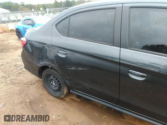 ✅ 2024 Mitsubishi Mirage ES • VIN: ML32FUFJ7RHF06797 • Lot: 43331979. Wystawiony na IAAI z przebiegiem 28 240 mil. Bezpłatny archiwum sprzedaży aukcyjnych z USA i szczegółowy raport historii pojazdu na DreamBid. Zdjęcie 17.