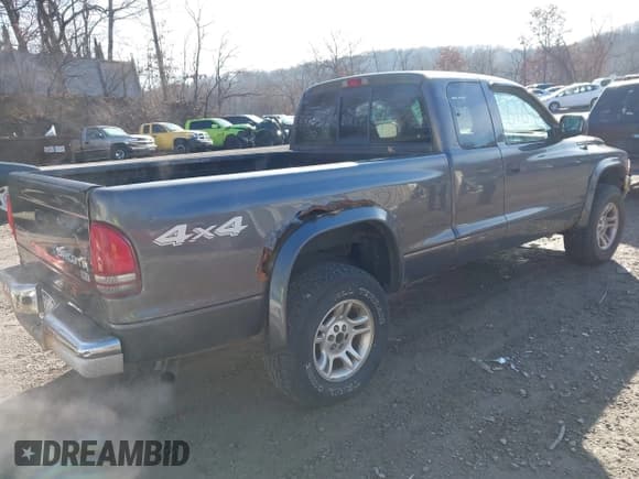 ✅ 2004 Dodge Dakota SLT • VIN: 1D7HG42N84S522082 • Lot: 43788784. Listed on IAAI with 139,248 mi. Free auction sales archive from the USA and detailed vehicle history report at DreamBid. Image 4.