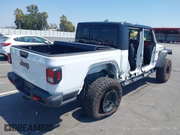 ✅ 2023 Jeep Gladiator Rubicon • VIN: 1C6JJTBG9PL576005 • Лот: 42961300. Опубликован ранее на IAAI с пробегом 11 124 миль. Бесплатный доступ к архиву аукционных продаж из США и подробный отчёт об истории автомобиля на DreamBid. Изображение 4.