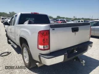 ✅ 2011 GMC Sierra 1500 SL • VIN: 1GTR1UEA8BZ342095 • Lot: 49736122. Wystawiony na Copart z przebiegiem 128 349 mil. Bezpłatny archiwum sprzedaży aukcyjnych z USA i szczegółowy raport historii pojazdu na DreamBid. Zdjęcie 3.