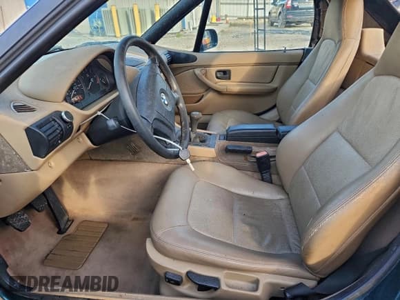 ✅ 1997 BMW 3 Series Z3 1.9 • VIN: 4USCH7324VLB79299 • Лот: 95624795. Опубликован ранее на Copart с пробегом Не указан. Бесплатный доступ к архиву аукционных продаж из США и подробный отчёт об истории автомобиля на DreamBid. Изображение 7.