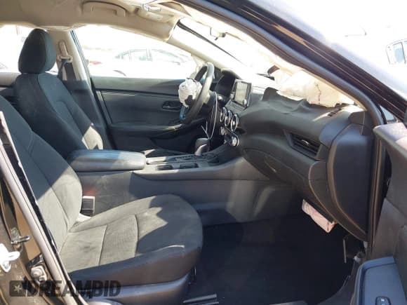 ✅ 2024 Nissan Sentra S • VIN: 3N1AB8BV4RY239921 • Lot: 43481609. Listed on IAAI with 29,320 mi. Free auction sales archive from the USA and detailed vehicle history report at DreamBid. Image 5.