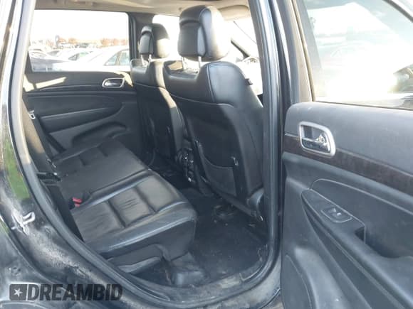 ✅ 2012 Jeep Grand Cherokee Laredo • VIN: 1C4RJFAG3CC221565 • Lot: 43618945. Listed on IAAI with 160,737 mi. Free auction sales archive from the USA and detailed vehicle history report at DreamBid. Image 8.