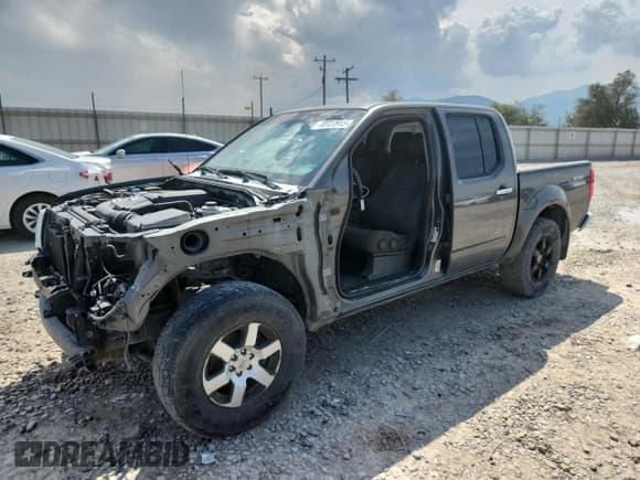 ✅ 2008 Nissan Frontier LE • VIN: 1N6AD07W48C450969 • Lot: 70727915. Wystawiony na Copart z przebiegiem Nie podano. Bezpłatny archiwum sprzedaży aukcyjnych z USA i szczegółowy raport historii pojazdu na DreamBid. Zdjęcie 1.