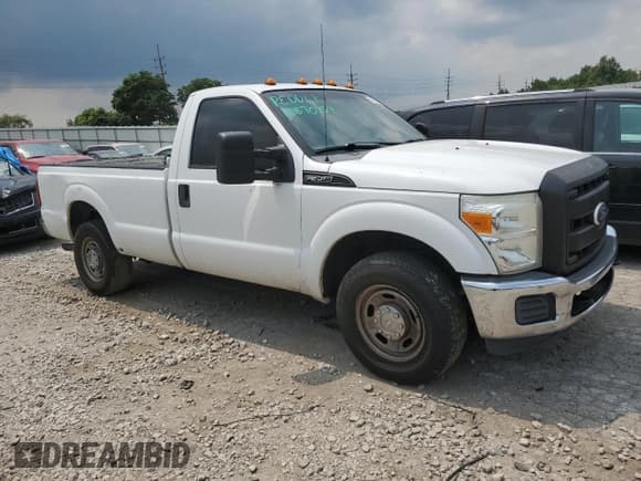 ✅ 2011 Ford F-350 XL • VIN: 1FTBF3A65BEB32141 • Lot: 64605294. Listed on Copart with 408,764 mi. Free auction sales archive from the USA and detailed vehicle history report at DreamBid. Image 4.