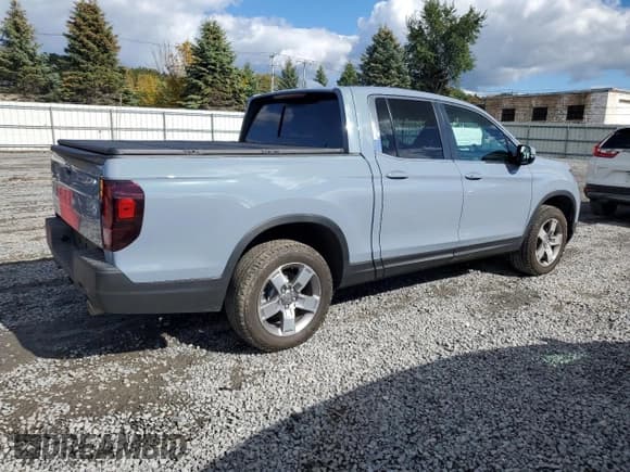 ✅ 2025 Honda Ridgeline RTL • VIN: 5FPYK3F54SB045083 • Lot: 85927865. Listed on Copart with 2,731 mi. Free auction sales archive from the USA and detailed vehicle history report at DreamBid. Image 3.