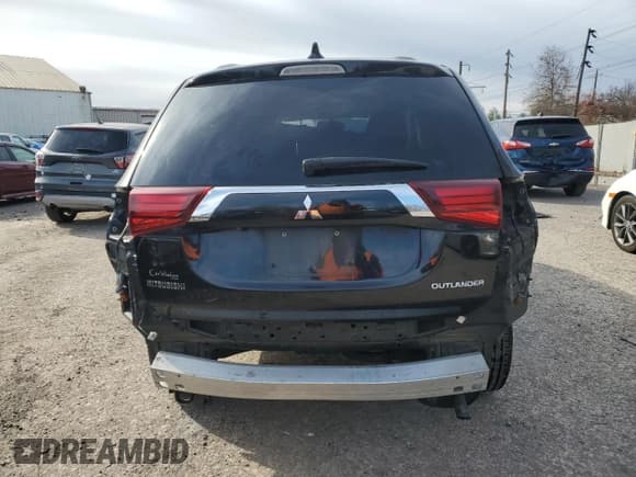 ✅ 2019 Mitsubishi Outlander ES • VIN: JA4AD2A30KZ053593 • Lot: 92948565. Listed on Copart with 35,712 mi. Free auction sales archive from the USA and detailed vehicle history report at DreamBid. Image 6.