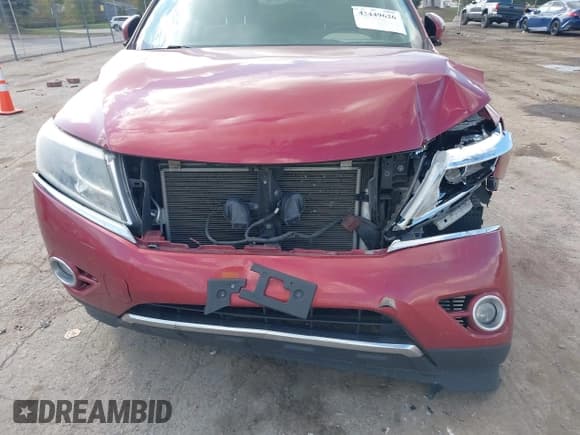 ✅ 2016 Nissan Pathfinder S • VIN: 5N1AR2MM0GC604011 • Lot: 43449626. Listed on IAAI with 161,936 mi. Free auction sales archive from the USA and detailed vehicle history report at DreamBid. Image 6.