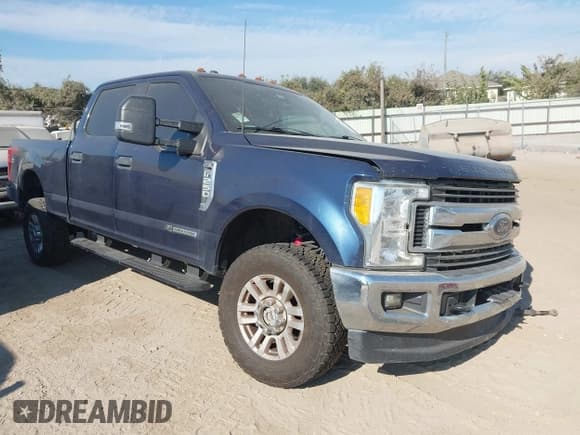 ✅ 2017 Ford F-250 Lariat • VIN: 1FT7W2BT6HED84509 • Lot: 43471753. Listed on IAAI with 135,974 mi. Free auction sales archive from the USA and detailed vehicle history report at DreamBid. Image 1.