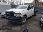 ✅ 2020 Ram 2500 Tradesman • VIN: 3C7WR4HJXLG201931 • Lot: 41832892. Wystawiony na IAAI z przebiegiem 86 215 mil. Bezpłatny archiwum sprzedaży aukcyjnych z USA i szczegółowy raport historii pojazdu na DreamBid. Zdjęcie 2.