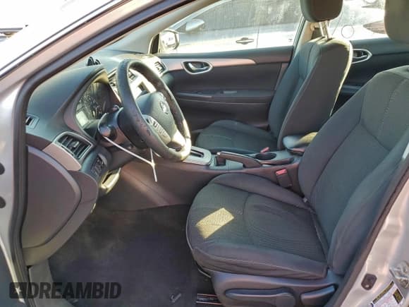 ✅ 2015 Nissan Sentra S • VIN: 3N1AB7AP3FY352848 • Lot: 94608245. Listed on Copart with 135,167 mi. Free auction sales archive from the USA and detailed vehicle history report at DreamBid. Image 7.