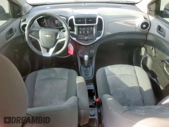 2020 Chevrolet Sonic LS с VIN 1G1JB5SB4L4135059, выставлен на аукционе Copart как лот 60516875 с пробегом 60 398 миль миль и Списание • Salvage title. История ставок и продаж доступна на DreamBid. Изображение 8.