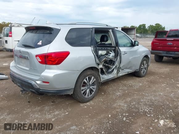 ✅ 2020 Nissan Pathfinder SL • VIN: 5N1DR2CM9LC609412 • Лот: 43309852. Опубликован ранее на IAAI с пробегом 115 819 миль. Бесплатный доступ к архиву аукционных продаж из США и подробный отчёт об истории автомобиля на DreamBid. Изображение 4.