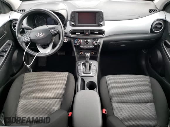 ✅ 2018 Hyundai Kona SEL • VIN: KM8K22AA3JU162426 • Лот: 36882554. Опубликован ранее на Copart с пробегом 43 080 миль. Бесплатный доступ к архиву аукционных продаж из США и подробный отчёт об истории автомобиля на DreamBid. Изображение 8.