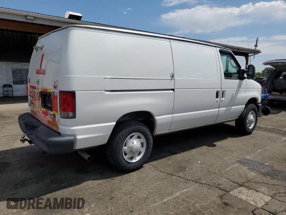✅ 2014 Ford Econoline Cargo Commercial • VIN: 1FTNE2EW3EDA33705 • Lot: 60919935. Listed on Copart with 174,371 mi. Free auction sales archive from the USA and detailed vehicle history report at DreamBid. Image 3.