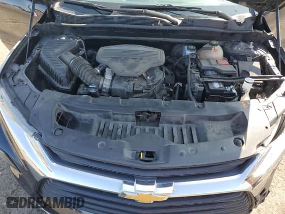 2020 Chevrolet Blazer LT z VIN 3GNKBHRS3LS531610, wystawiony jako Copart lot #68081934 z przebiegiem Nie podano mil oraz Szkoda całkowita • Salvage title. Historia ofert i sprzedaży dostępna na DreamBid. Obrazek 12.