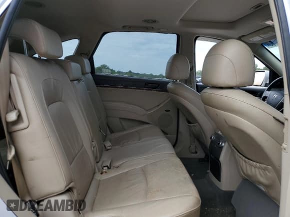 ✅ 2010 Hyundai Veracruz Limited • VIN: KM8NUDCC6AU101010 • Лот: 71343865. Опубликован ранее на Copart с пробегом 185 578 миль. Бесплатный доступ к архиву аукционных продаж из США и подробный отчёт об истории автомобиля на DreamBid. Изображение 11.