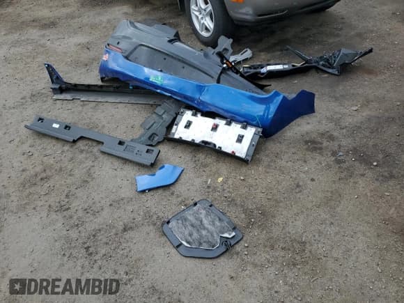 ✅ 2018 Chevrolet Volt LT • VIN: 1G1RC6S55JU109700 • Lot: 74150563. Wystawiony na Copart z przebiegiem 74 808 mil. Bezpłatny archiwum sprzedaży aukcyjnych z USA i szczegółowy raport historii pojazdu na DreamBid. Zdjęcie 12.