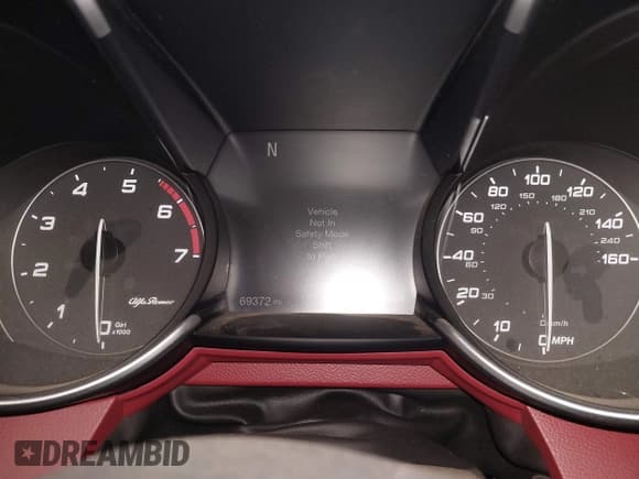 ✅ 2019 Alfa Romeo Giulia Ti Lusso • VIN: ZARFAMBN8K7600868 • Lot: 43840457. Listed on IAAI with 69,372 mi. Free auction sales archive from the USA and detailed vehicle history report at DreamBid. Image 7.