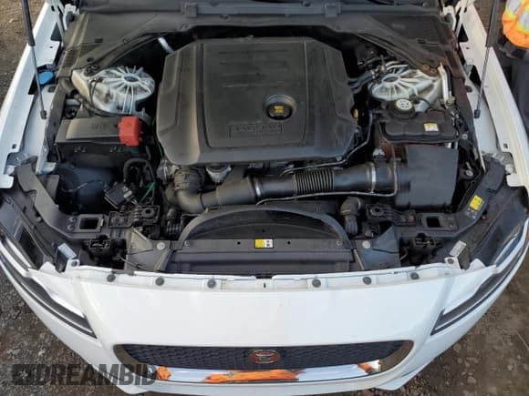 ✅ 2017 Jaguar XF 20d Prestige • VIN: SAJBK4BN7HCY42560 • Лот: 67599073. Опубликован ранее на Copart с пробегом 60 413 миль. Бесплатный доступ к архиву аукционных продаж из США и подробный отчёт об истории автомобиля на DreamBid. Изображение 11.