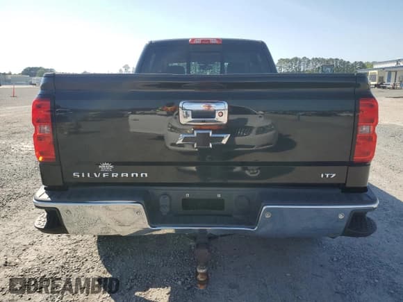 ✅ 2015 Chevrolet Silverado 1500 LTZ • VIN: 1GCUKSEC8FF204187 • Lot: 52074735. Wystawiony na Copart z przebiegiem 123 396 mil. Bezpłatny archiwum sprzedaży aukcyjnych z USA i szczegółowy raport historii pojazdu na DreamBid. Zdjęcie 6.