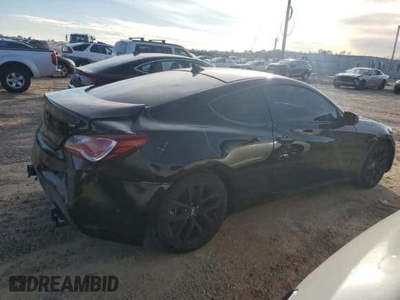 ✅ 2013 Hyundai Genesis Coupe Premium • VIN: KMHHT6KD3DU097802 • Lot: 41675925. Wystawiony na Copart z przebiegiem 82 796 mil. Bezpłatny archiwum sprzedaży aukcyjnych z USA i szczegółowy raport historii pojazdu na DreamBid. Zdjęcie 3.