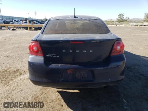 ✅ 2013 Dodge Avenger SE • VIN: 1C3CDZAB9DN687787 • Lot: 74395074. Wystawiony na Copart z przebiegiem 161 172 mil. Bezpłatny archiwum sprzedaży aukcyjnych z USA i szczegółowy raport historii pojazdu na DreamBid. Zdjęcie 6.