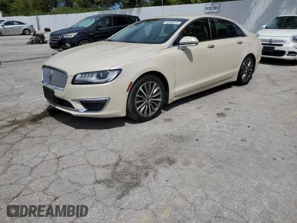 ✅ 2018 Lincoln MKZ Select • VIN: 3LN6L5C98JR621752 • Лот: 70203915. Опубликован ранее на Copart с пробегом 42 580 миль. Бесплатный доступ к архиву аукционных продаж из США и подробный отчёт об истории автомобиля на DreamBid. Изображение 1.