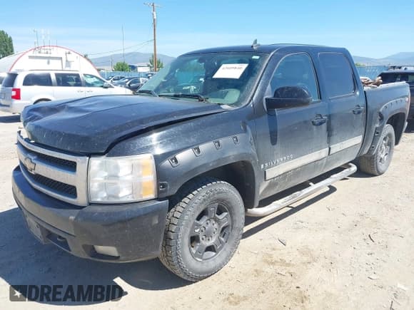 ✅ 2007 Chevrolet Silverado 1500 LTZ • VIN: 3GCEK13M47G550246 • Lot: 42609840. Wystawiony na IAAI z przebiegiem 153 639 mil. Bezpłatny archiwum sprzedaży aukcyjnych z USA i szczegółowy raport historii pojazdu na DreamBid. Zdjęcie 17.