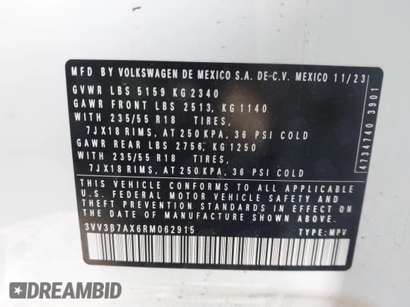 ✅ 2024 Volkswagen Tiguan SE • VIN: 3VV3B7AX6RM062915 • Lot: 43500920. Wystawiony na IAAI z przebiegiem 24 051 mil. Bezpłatny archiwum sprzedaży aukcyjnych z USA i szczegółowy raport historii pojazdu na DreamBid. Zdjęcie 9.