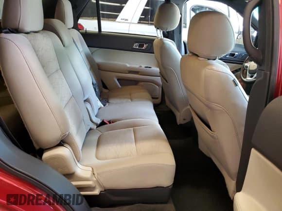 ✅ 2015 Ford Explorer • VIN: 1FM5K8B81FGC33351 • Lot: 86676565. Listed on Copart with 164,990 mi. Free auction sales archive from the USA and detailed vehicle history report at DreamBid. Image 11.