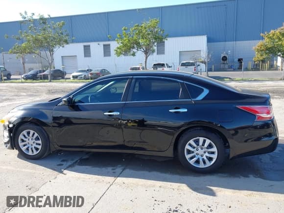 ✅ 2015 Nissan Altima S • VIN: 1N4AL3AP4FC267969 • Лот: 43720446. Опубликован ранее на IAAI с пробегом 112 234 миль. Бесплатный доступ к архиву аукционных продаж из США и подробный отчёт об истории автомобиля на DreamBid. Изображение 14.