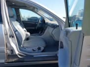 ✅ 2002 Mercedes-Benz C 230/260/280/320 • VIN: WDBRF61J62F233802 • Lot: 42574637. Wystawiony na IAAI z przebiegiem 238 810 mil. Bezpłatny archiwum sprzedaży aukcyjnych z USA i szczegółowy raport historii pojazdu na DreamBid. Zdjęcie 5.