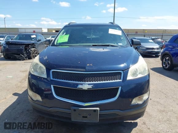 ✅ 2011 Chevrolet Traverse LS • VIN: 1GNKREEDXBJ412194 • Lot: 43304374. Wystawiony na IAAI z przebiegiem 187 234 mil. Bezpłatny archiwum sprzedaży aukcyjnych z USA i szczegółowy raport historii pojazdu na DreamBid. Zdjęcie 12.
