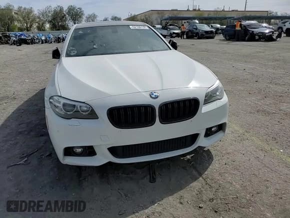 ✅ 2016 BMW 5 Series 535i xDrive • VIN: WBA5B3C52GG254199 • Лот: 52100135. Опубликован ранее на Copart с пробегом 110 465 миль. Бесплатный доступ к архиву аукционных продаж из США и подробный отчёт об истории автомобиля на DreamBid. Изображение 11.