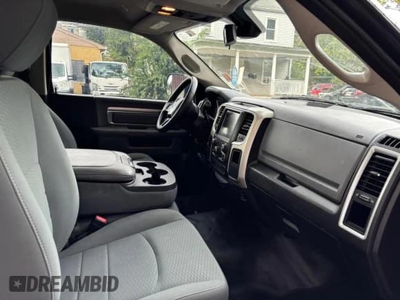 ✅ 2017 Ram 3500 • VIN: 3C7WRSAL9HG619825 • Lot: 83972455. Listed on Copart with 273,442 mi. Free auction sales archive from the USA and detailed vehicle history report at DreamBid. Image 5.