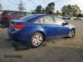 2012 Chevrolet Cruze LS z VIN 1G1PC5SH8C7176594, wystawiony jako Copart lot #84479285 z przebiegiem 136 129 mil mil oraz Czysty tytuł • Clean title. Historia ofert i sprzedaży dostępna na DreamBid. Obrazek 3.