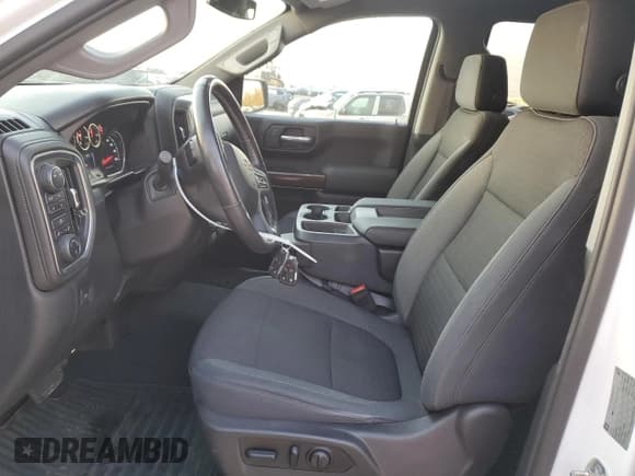 ✅ 2019 Chevrolet Silverado 1500 LT • VIN: 1GCUYDEDXKZ141539 • Lot: 75078844. Wystawiony na Copart z przebiegiem 43 715 mil. Bezpłatny archiwum sprzedaży aukcyjnych z USA i szczegółowy raport historii pojazdu na DreamBid. Zdjęcie 7.