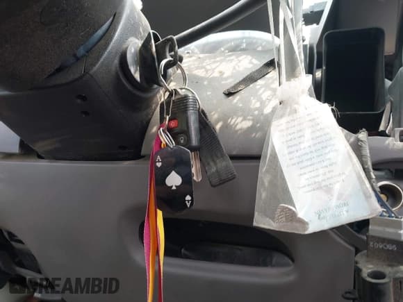 ✅ 1998 Ford F-150 XL • VIN: 1FTRX08L5WKC13654 • Lot: 42402628. Listed on IAAI with 128,541 mi. Free auction sales archive from the USA and detailed vehicle history report at DreamBid. Image 11.