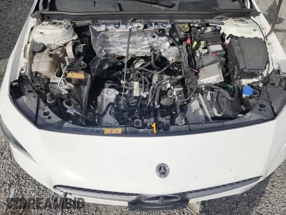 2025 Mercedes-Benz CLA 250 с VIN W1K5J4GB7SN521987, выставлен на аукционе Copart как лот 89505495 с пробегом 23 550 миль миль и На запчасти • Non repairable. История ставок и продаж доступна на DreamBid. Изображение 11.