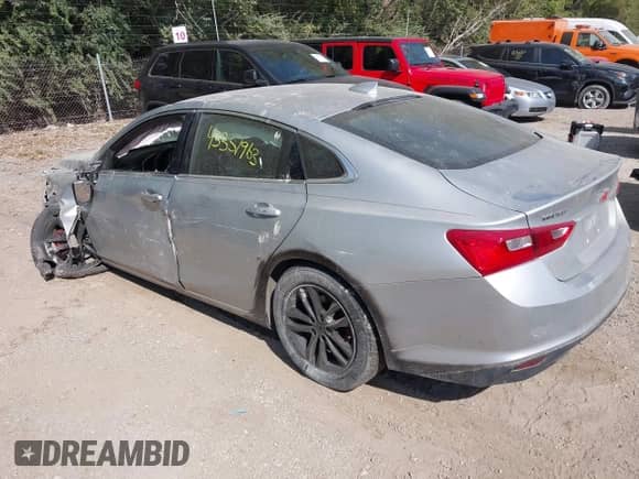 2016 Chevrolet Malibu LT z VIN 1G1ZE5ST5GF303756, wystawiony jako IAAI lot #43351963 z przebiegiem Nie podano mil oraz . Historia ofert i sprzedaży dostępna na DreamBid. Obrazek 3.