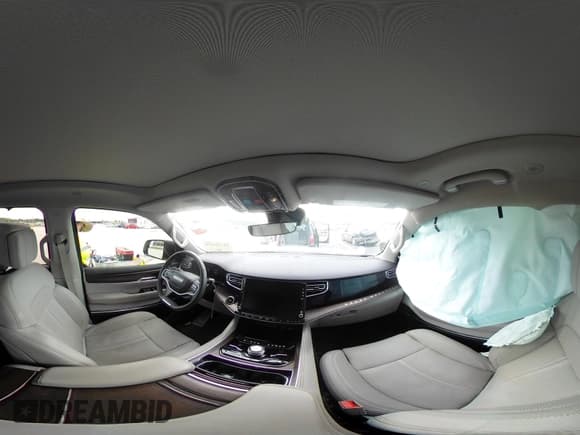 ✅ 2024 Jeep Grand Wagoneer • VIN: 1C4SJVEP1RS112090 • Lot: 42735254. Wystawiony na IAAI z przebiegiem 14 576 mil. Bezpłatny archiwum sprzedaży aukcyjnych z USA i szczegółowy raport historii pojazdu na DreamBid. Zdjęcie 18.